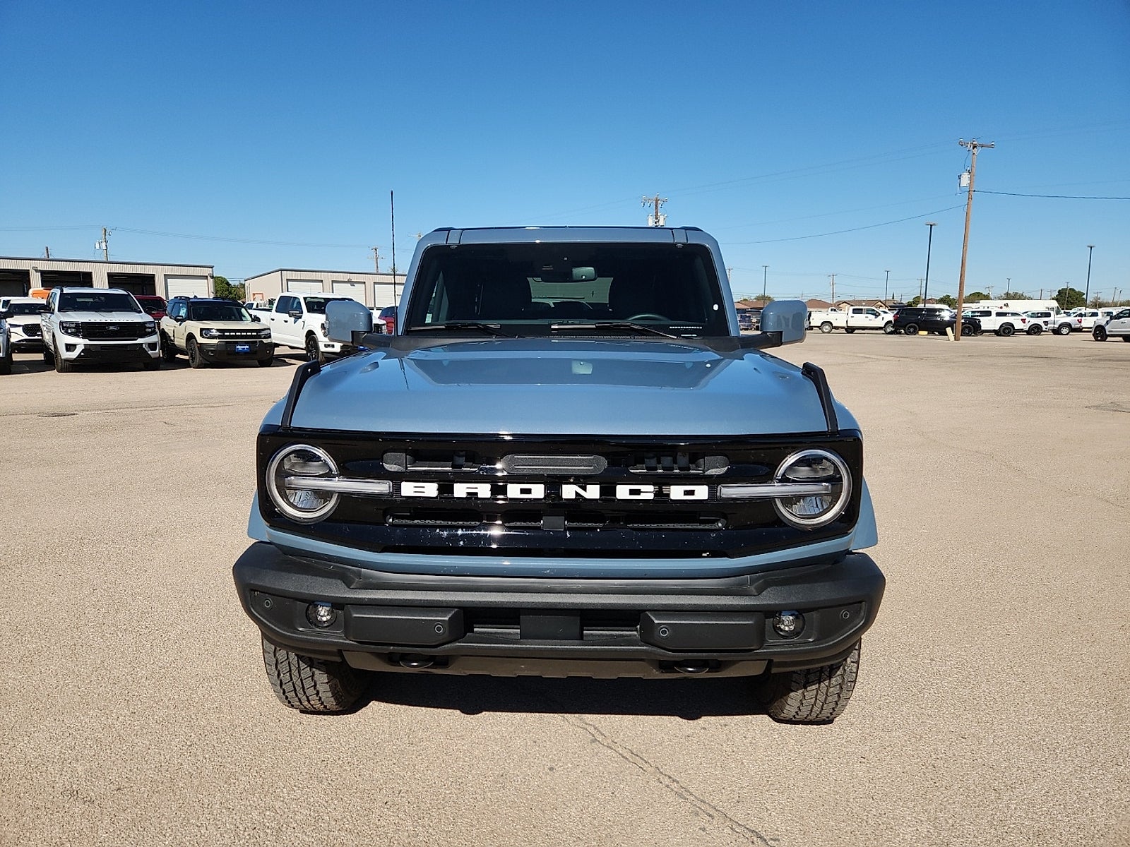 2025 Ford Bronco Outer Banks®