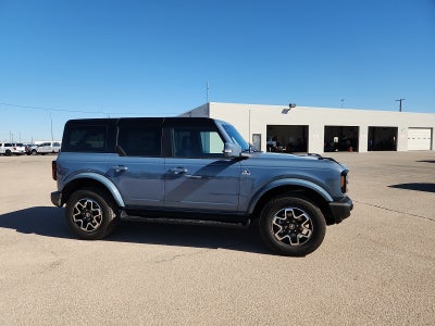 2025 Ford Bronco Outer Banks®