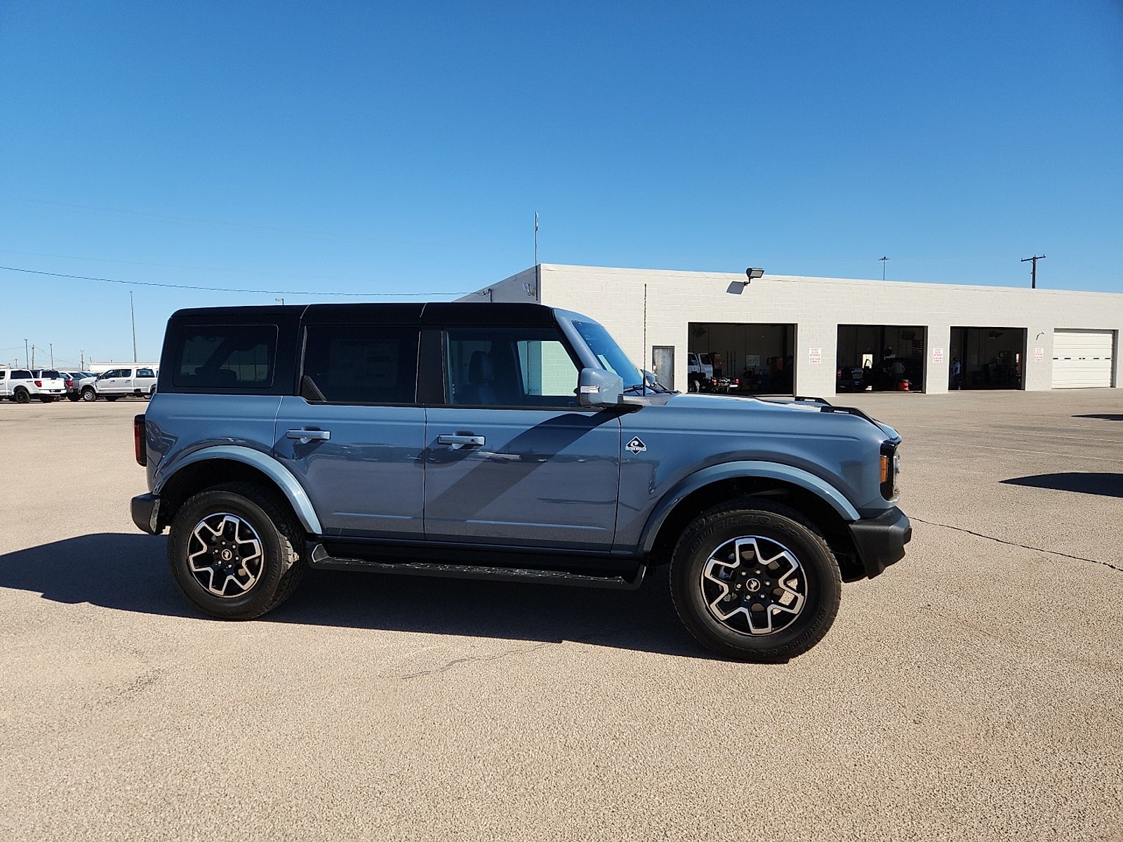 2025 Ford Bronco Outer Banks®