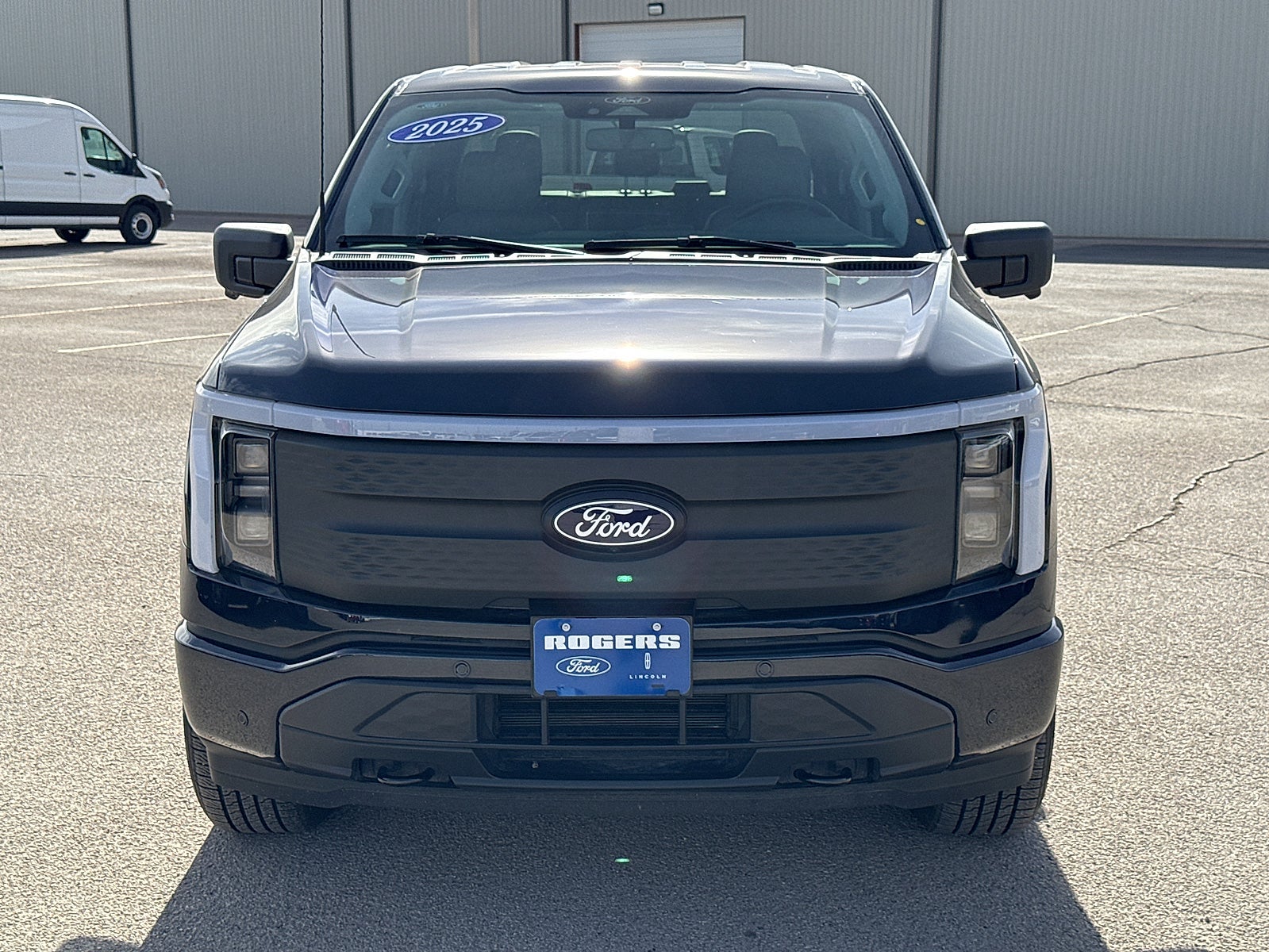 2025 Ford F-150 Lightning Flash