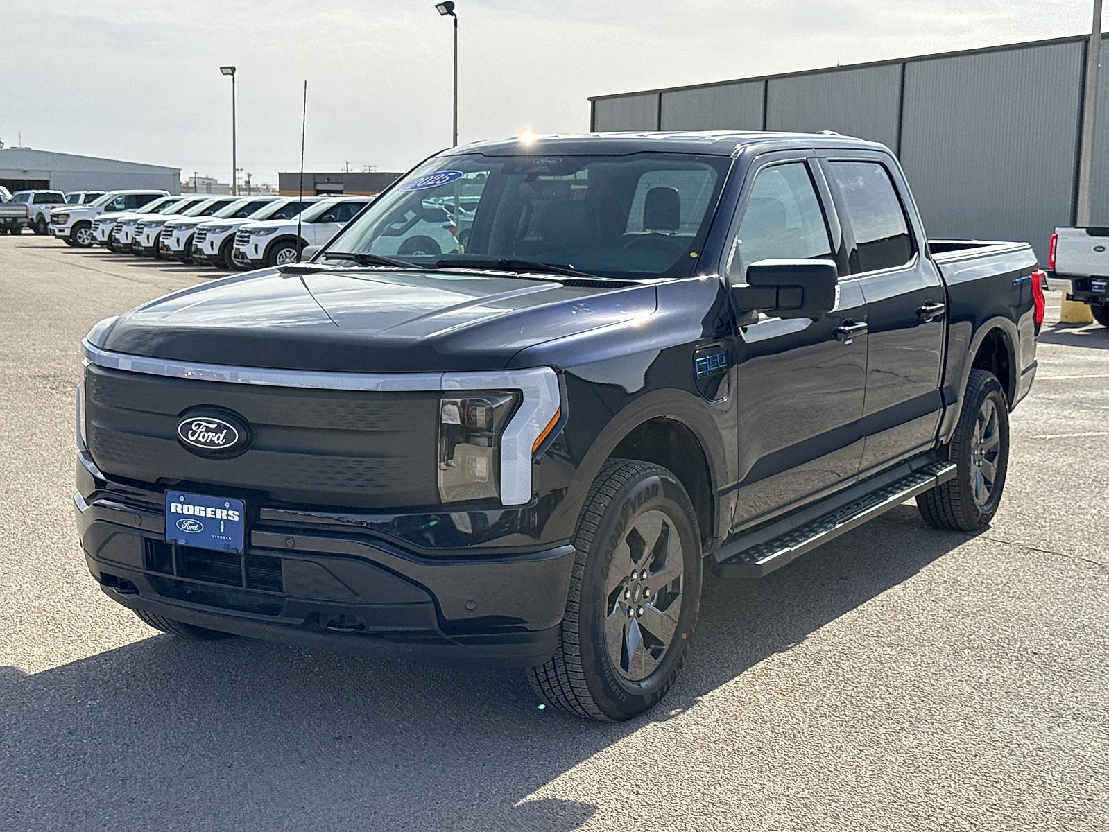 2025 Ford F-150 Lightning Flash