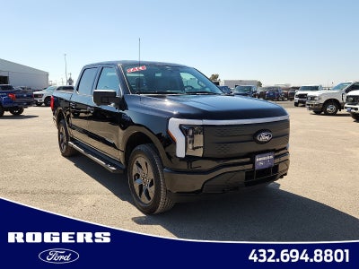 2025 Ford F-150 Lightning Flash