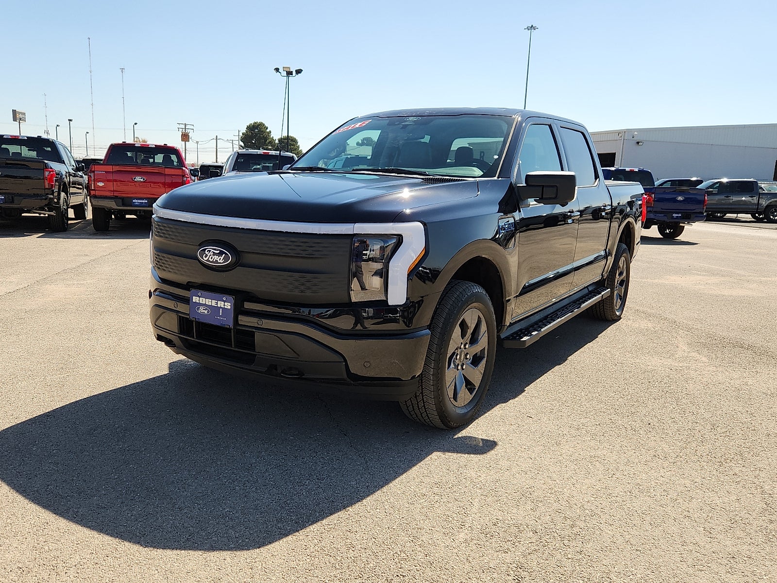 2025 Ford F-150 Lightning Flash
