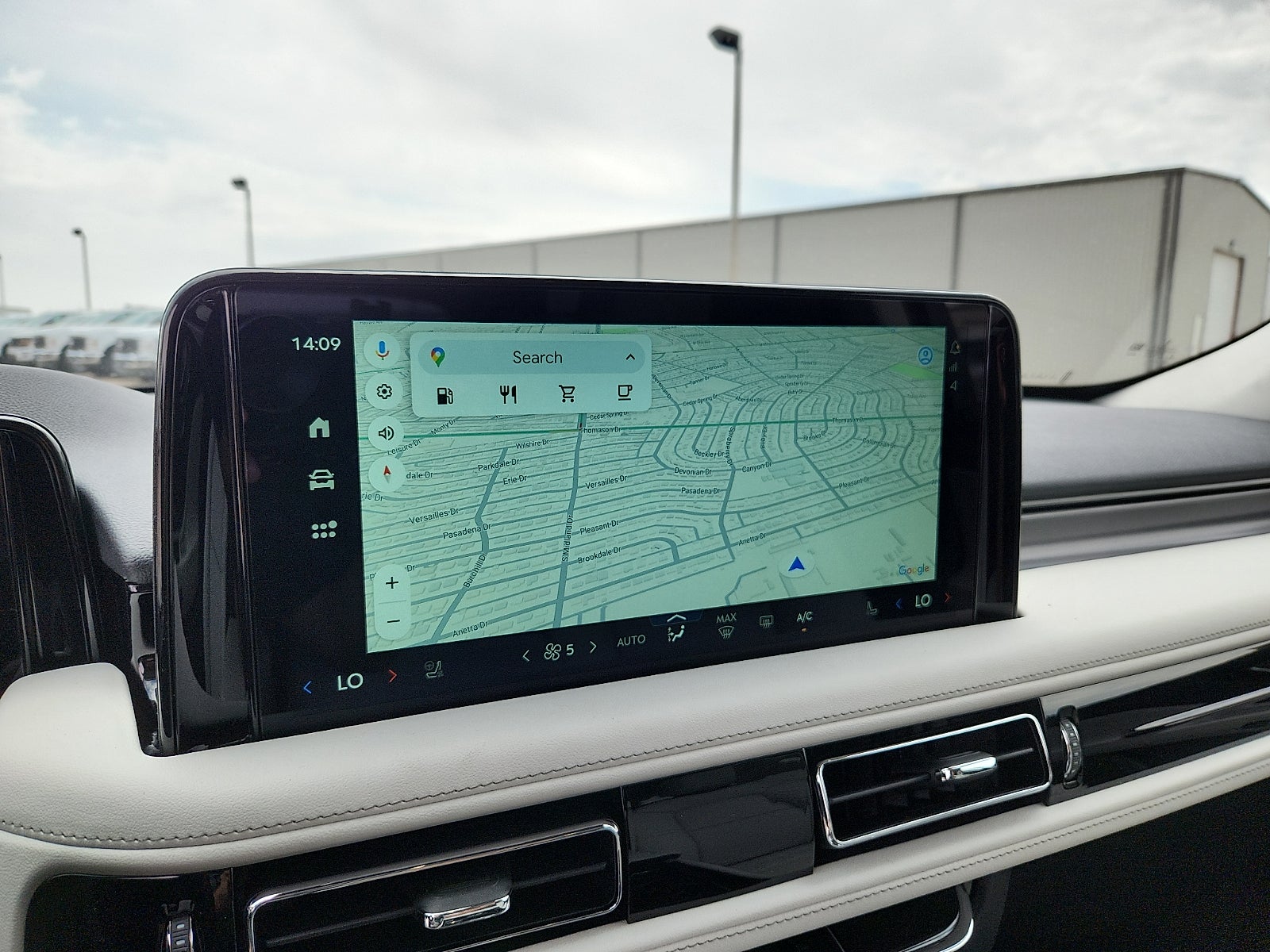 2026 Lincoln Aviator Premiere