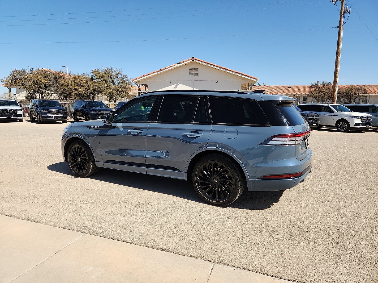2025 Lincoln Aviator Reserve