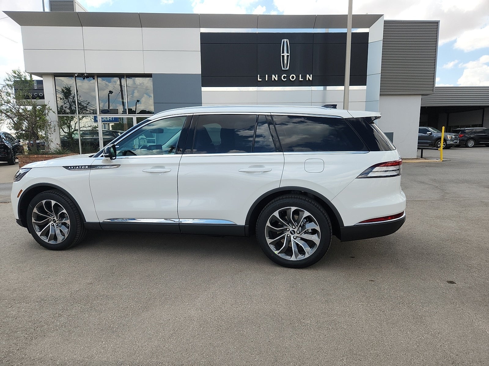 2025 Lincoln Aviator Reserve