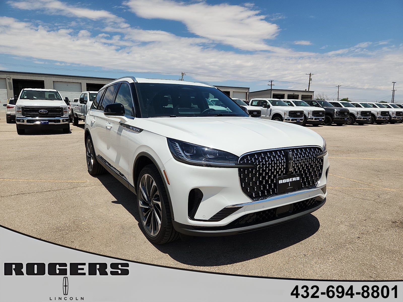 2026 Lincoln Aviator Reserve AWD's photo