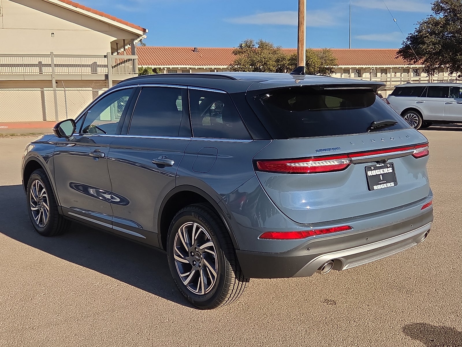 2026 Lincoln Corsair Premiere