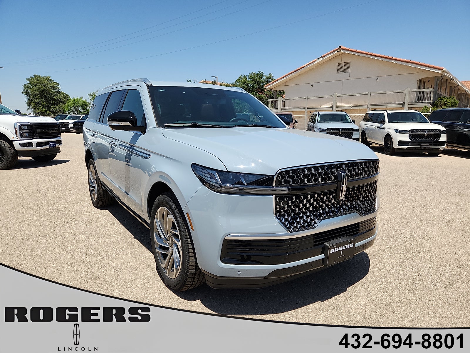 2026 Lincoln Navigator Reserve 4WD's photo