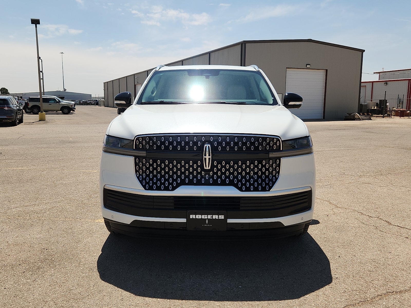 2027 Lincoln Navigator Reserve