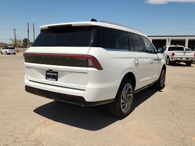 2027 Lincoln Navigator Reserve