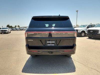 2027 Lincoln Navigator Reserve