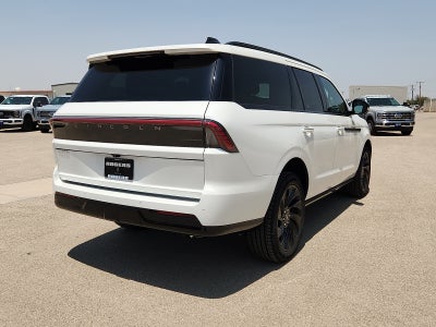 2027 Lincoln Navigator Reserve