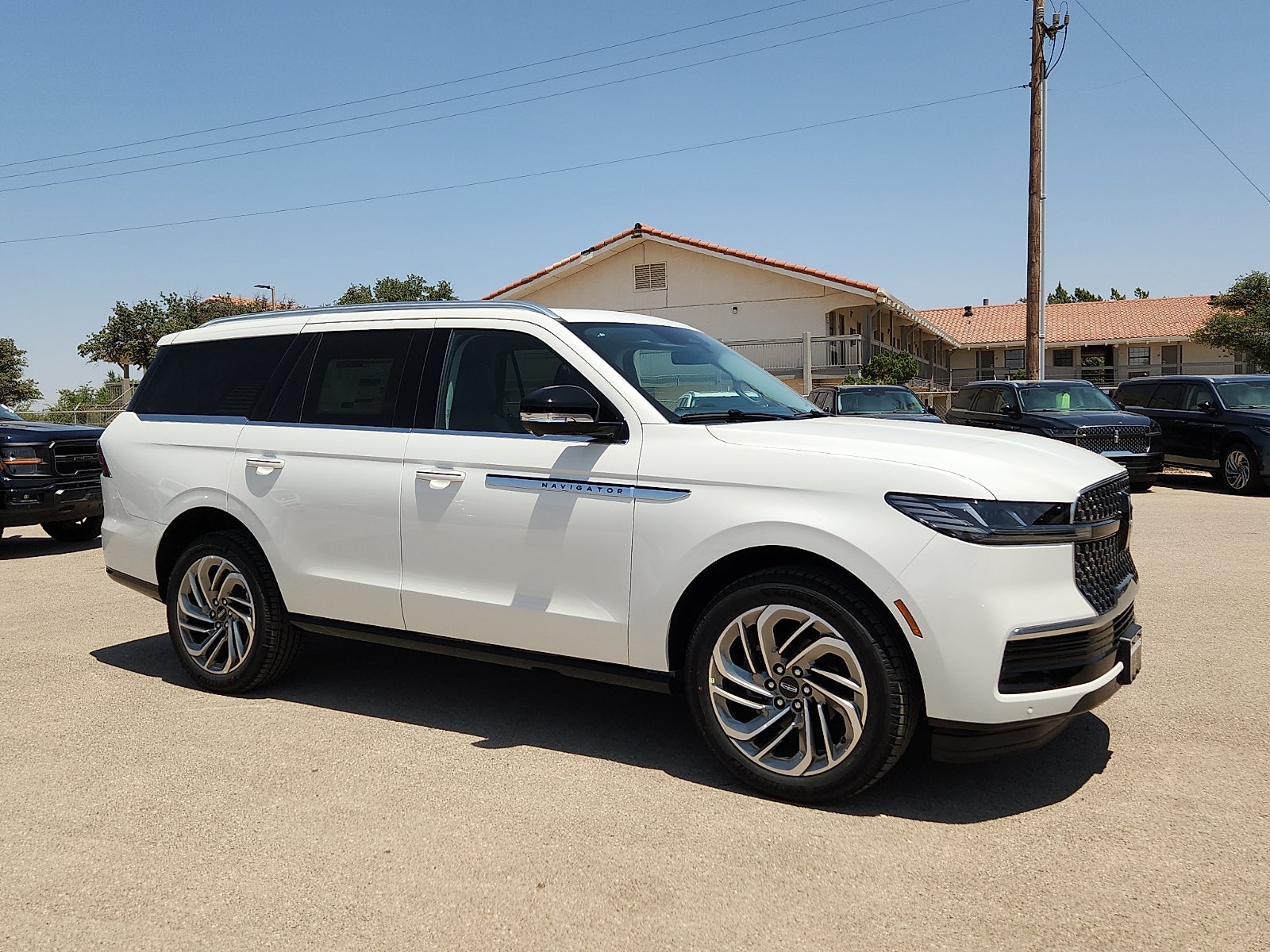 2027 Lincoln Navigator Reserve