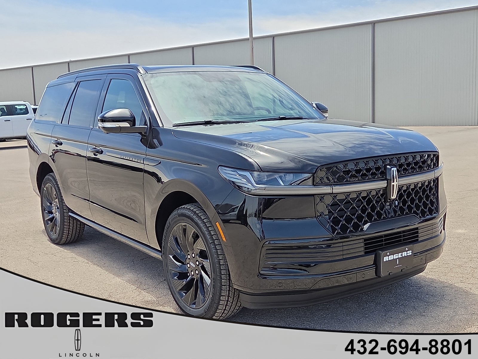 2026 Lincoln Navigator Reserve 4WD's photo
