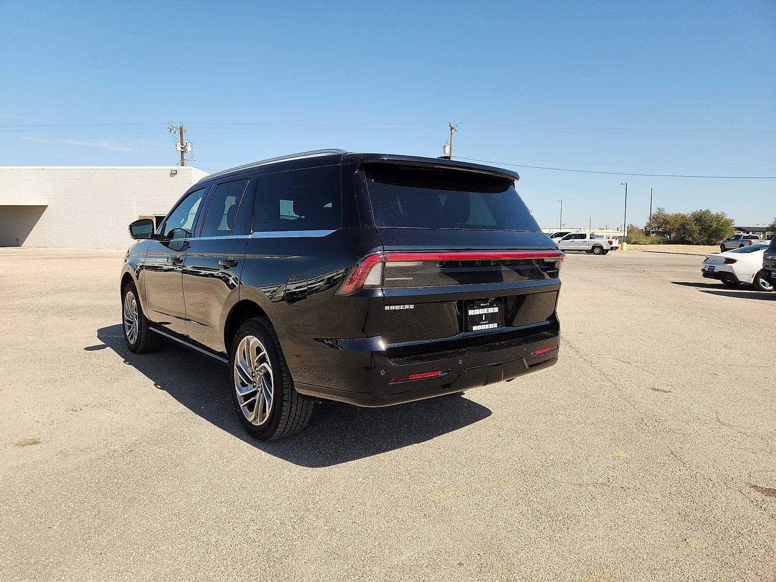 2027 Lincoln Navigator Reserve