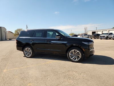 2027 Lincoln Navigator Reserve