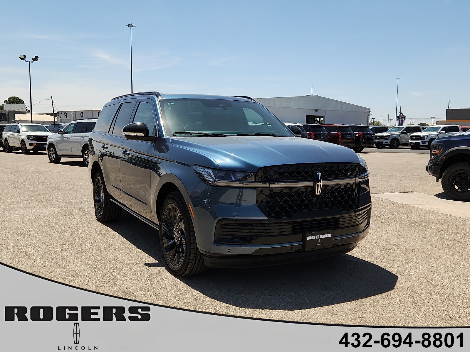 2027 Lincoln Navigator Reserve