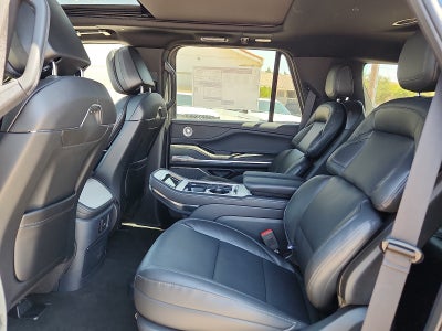 2027 Lincoln Navigator Reserve
