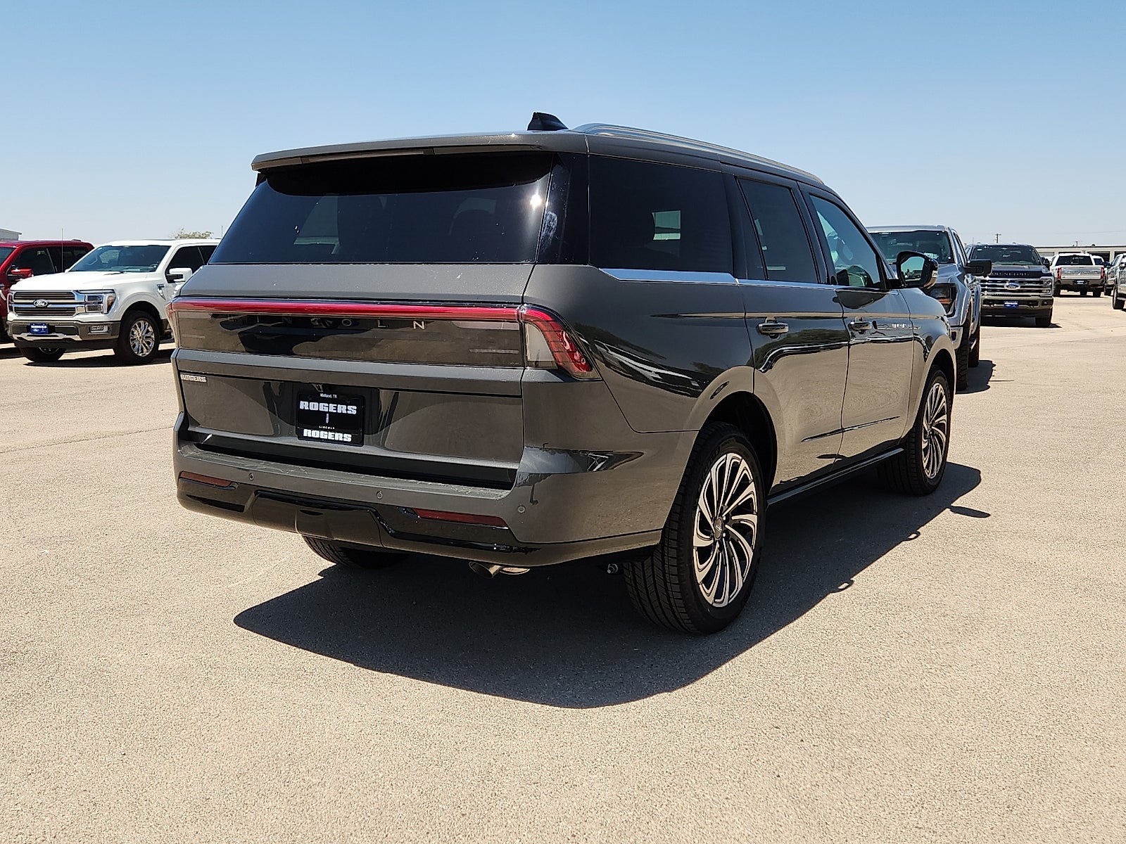 2027 Lincoln Navigator Black Label