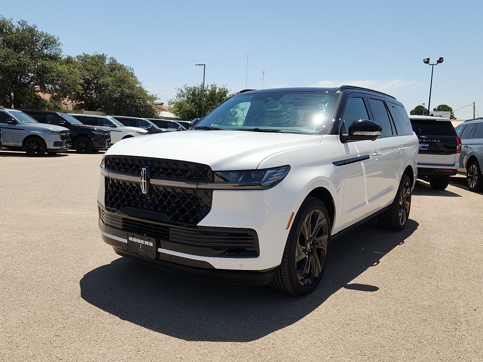 2027 Lincoln Navigator Black Label