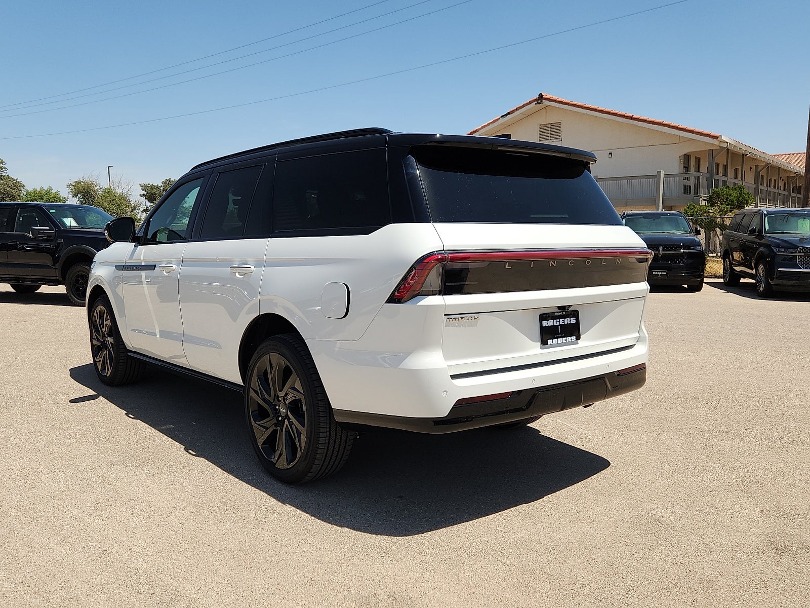 2027 Lincoln Navigator Black Label