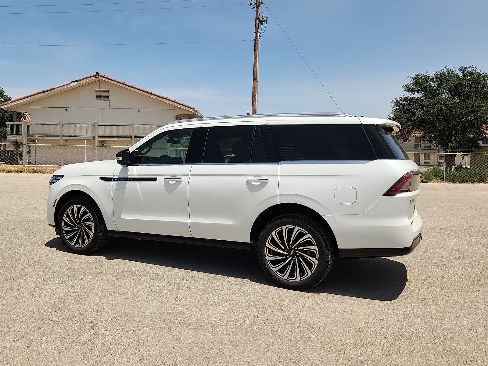 2027 Lincoln Navigator Black Label