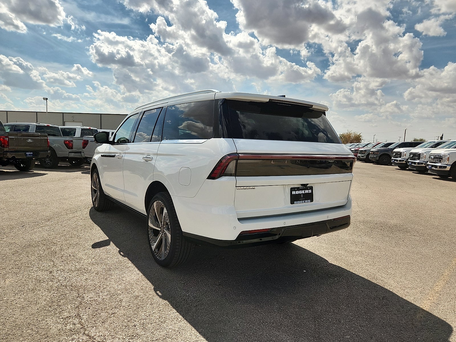 2027 Lincoln Navigator Black Label