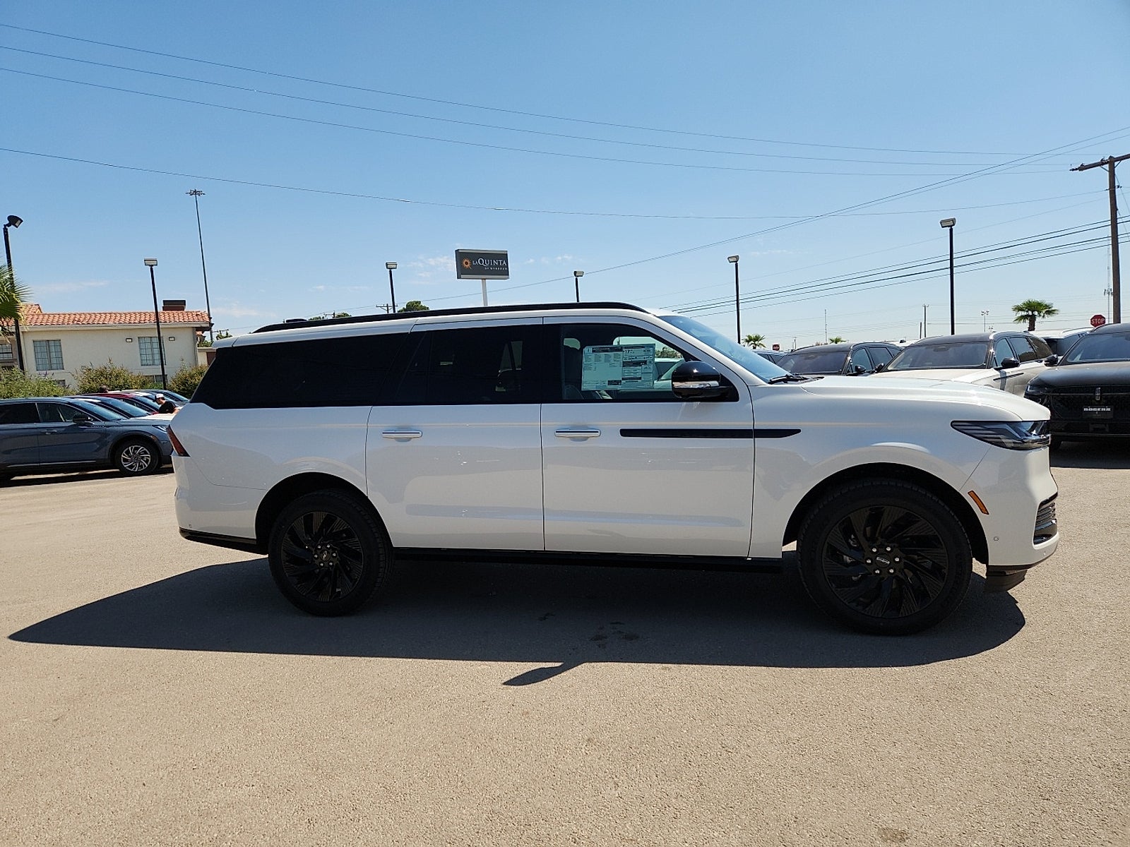 2025 Lincoln Navigator Reserve-L