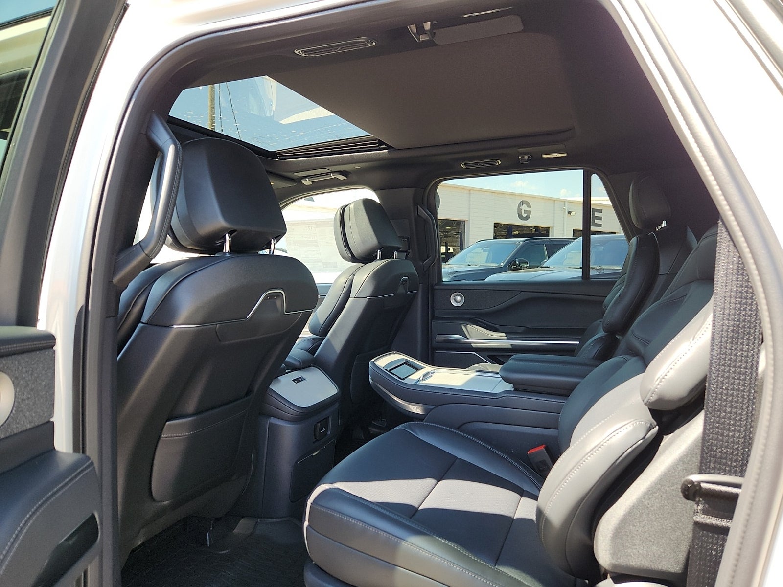 2025 Lincoln Navigator Reserve-L