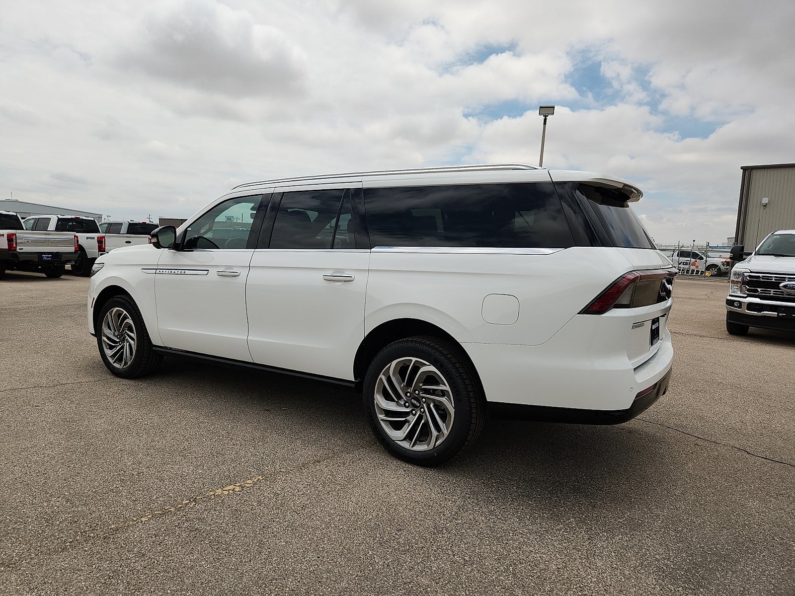 2026 Lincoln Navigator L Reserve