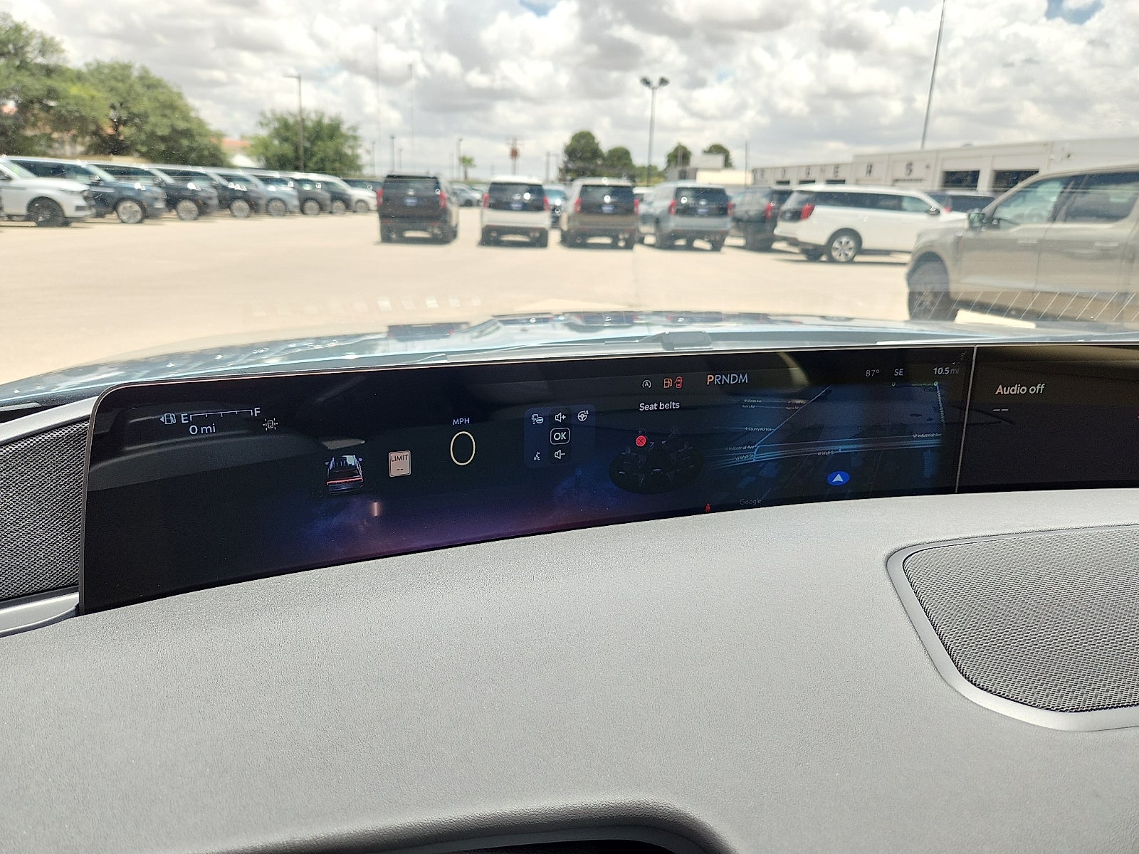 2027 Lincoln Navigator L Reserve