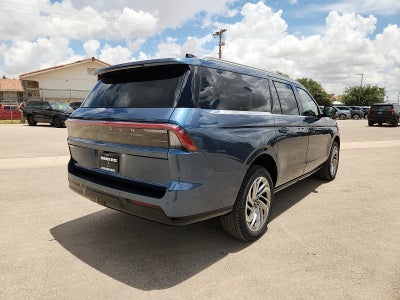 2027 Lincoln Navigator L Reserve