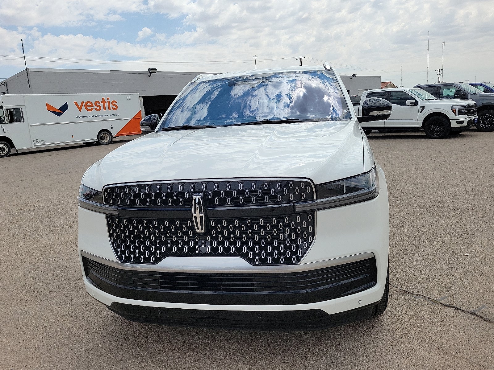 2025 Lincoln Navigator Reserve-L