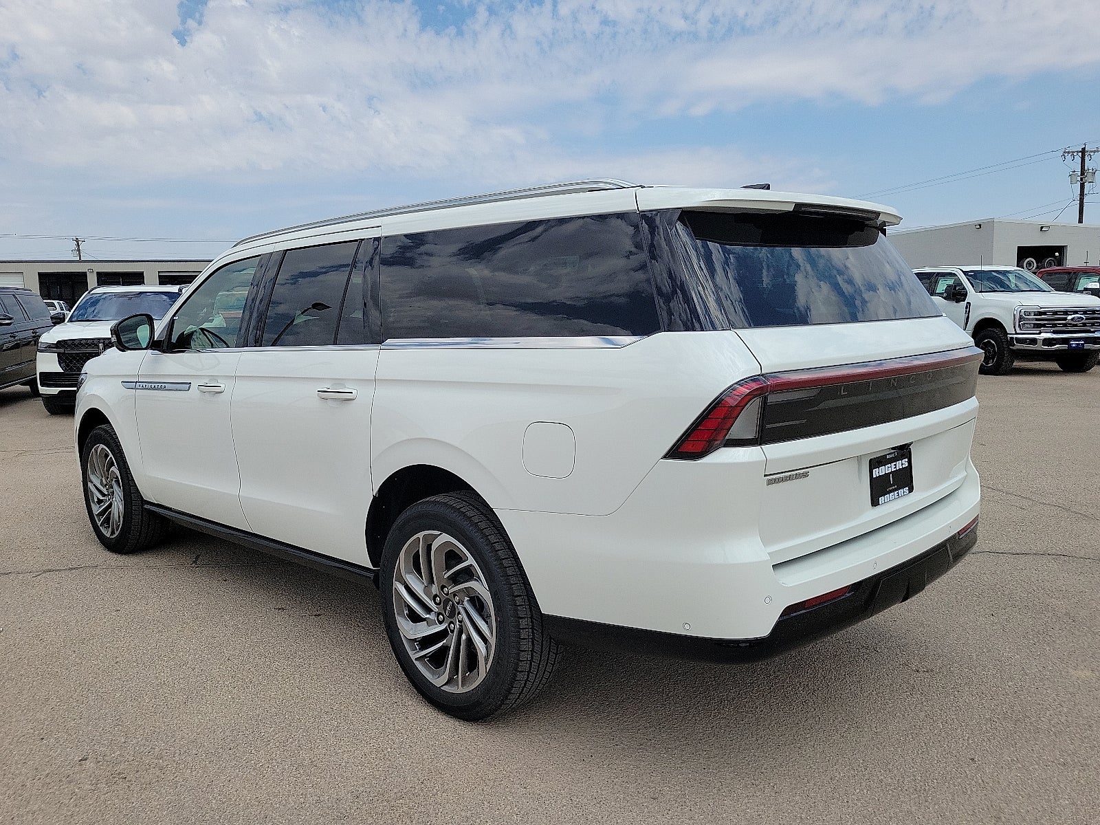 2025 Lincoln Navigator Reserve-L