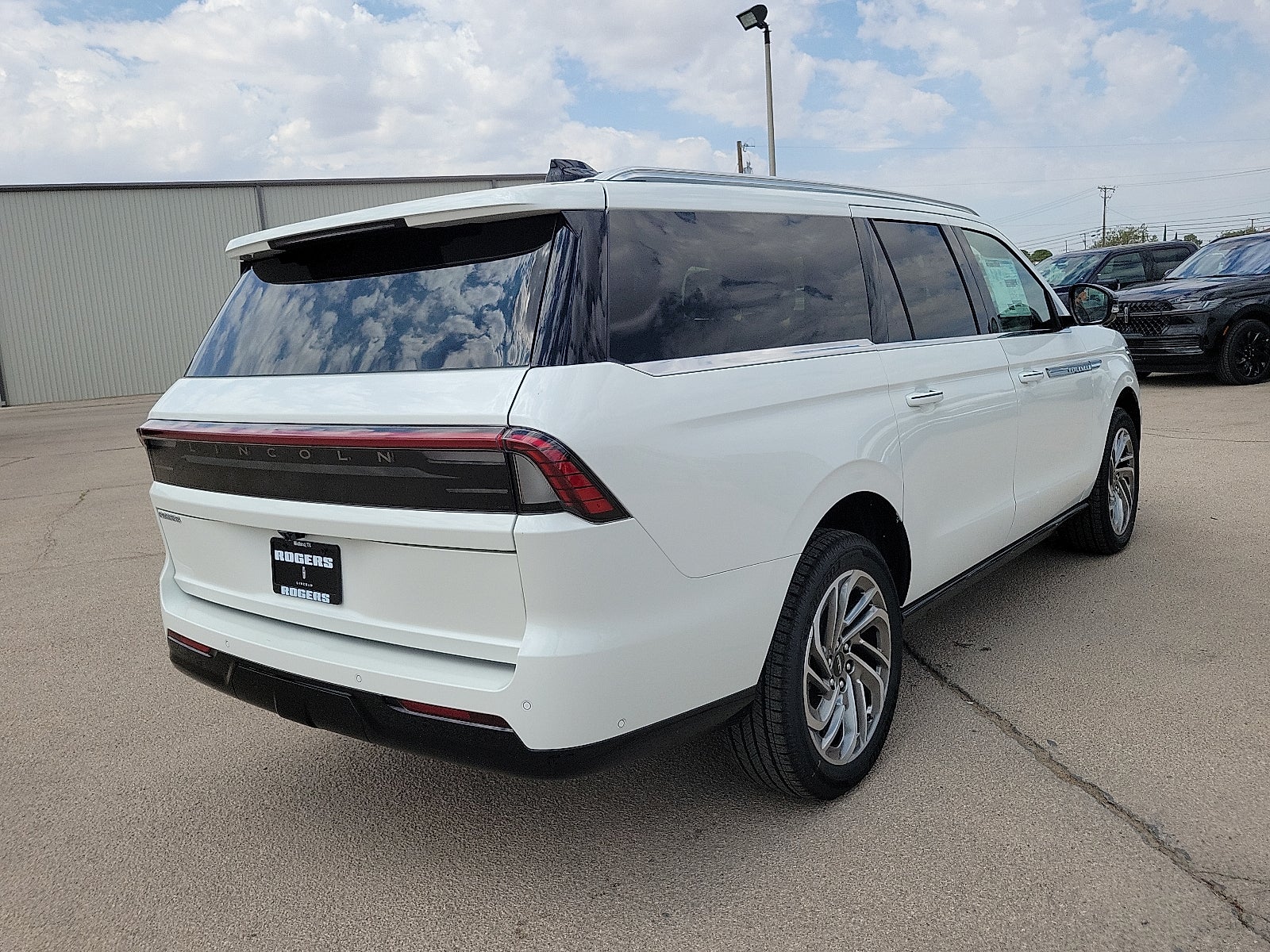 2025 Lincoln Navigator Reserve-L