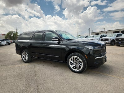 2026 Lincoln Navigator L Reserve