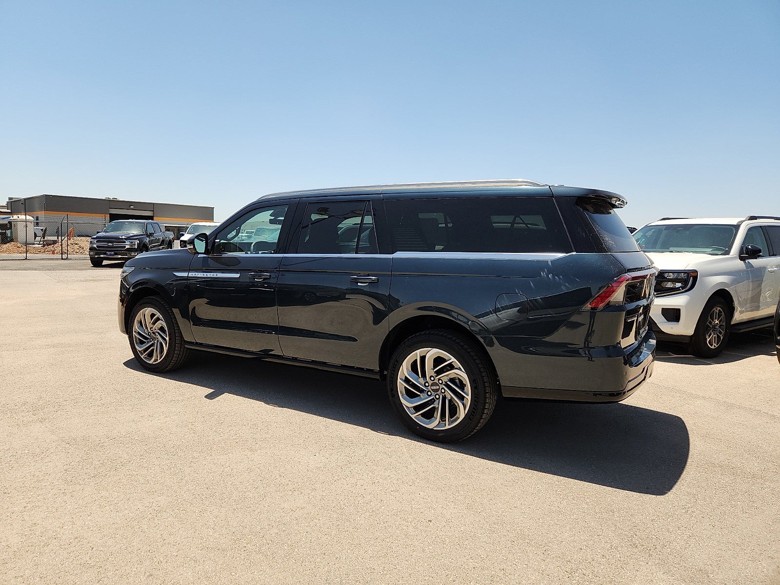 2026 Lincoln Navigator L Reserve