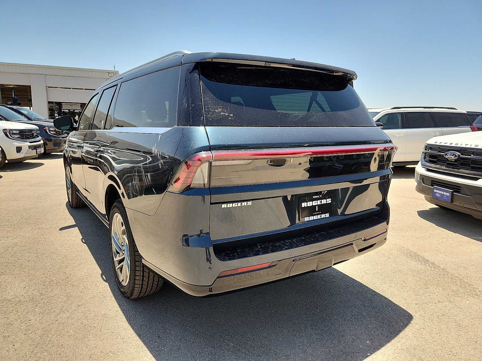 2026 Lincoln Navigator L Reserve