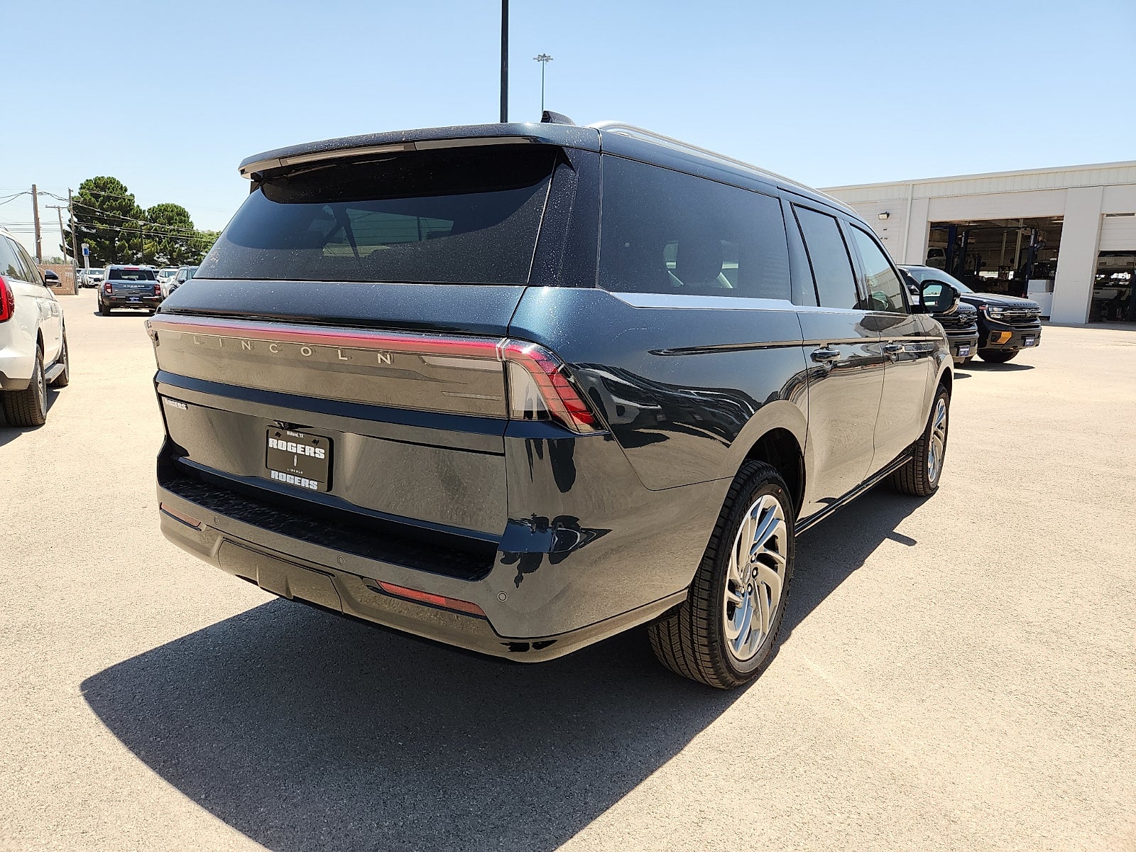 2026 Lincoln Navigator L Reserve
