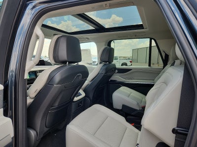 2025 Lincoln Navigator Reserve-L