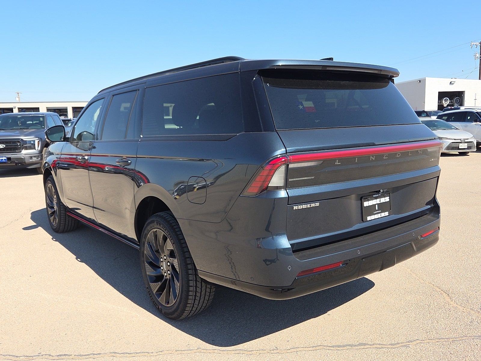 2025 Lincoln Navigator Reserve-L