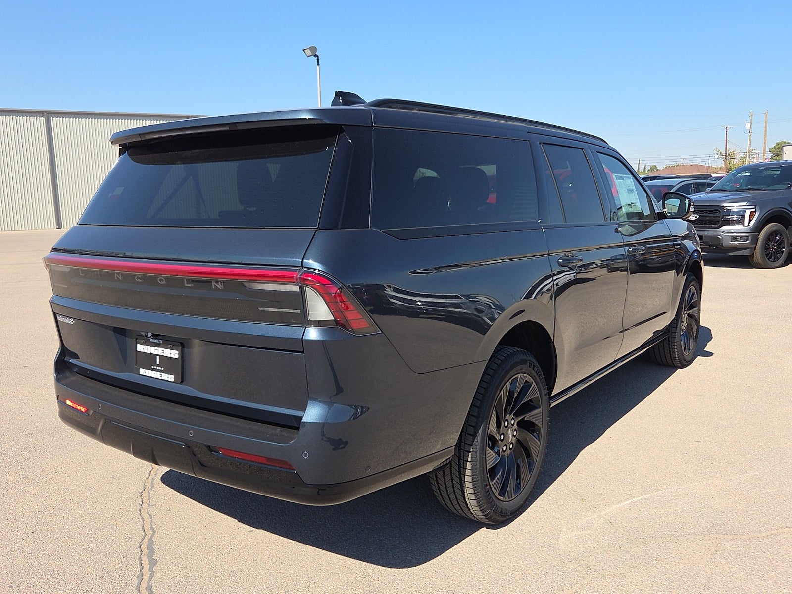 2025 Lincoln Navigator Reserve-L