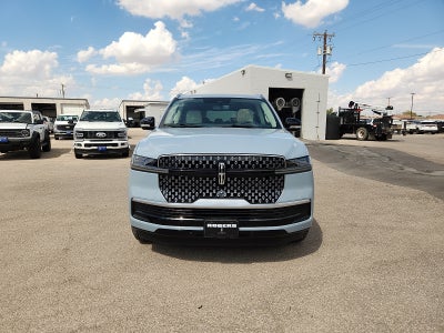 2027 Lincoln Navigator L Reserve
