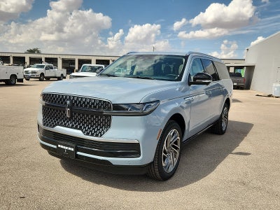 2027 Lincoln Navigator L Reserve