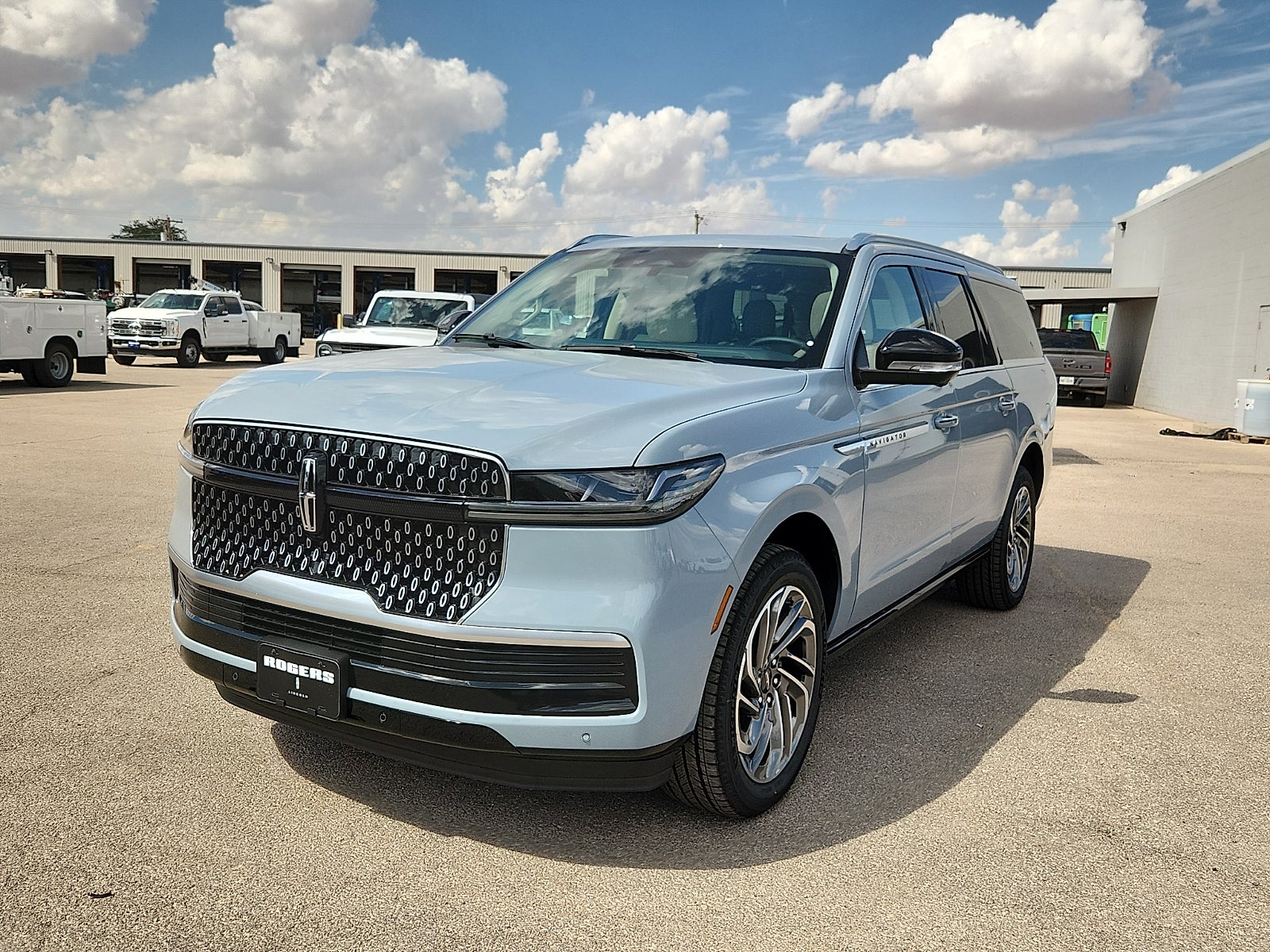 2027 Lincoln Navigator L Reserve