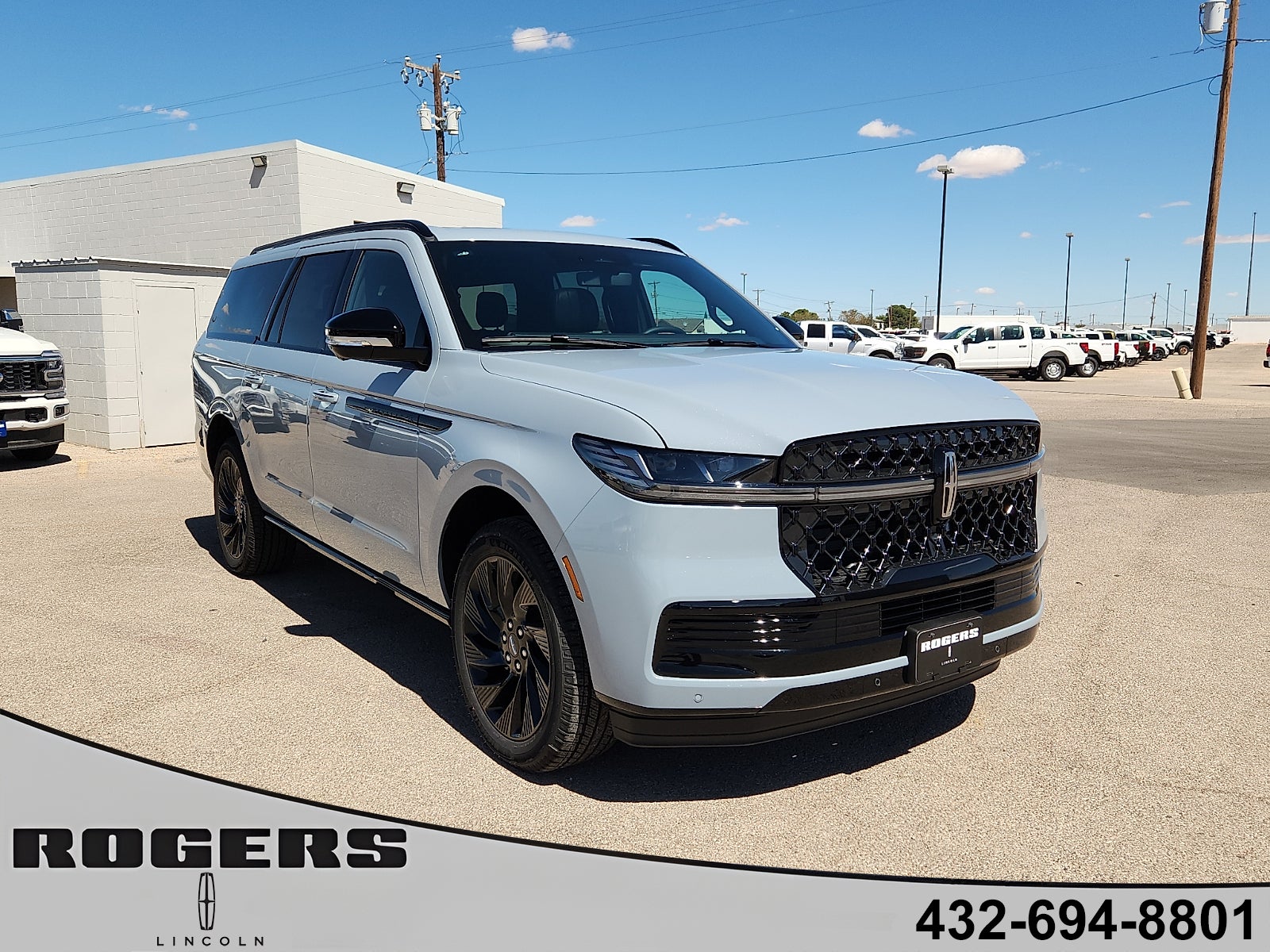 2027 Lincoln Navigator L Reserve