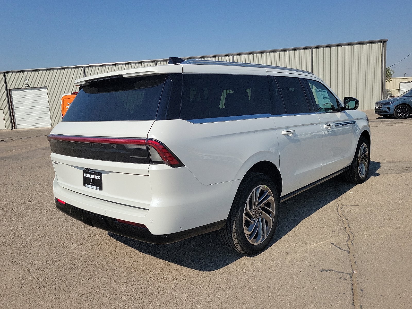 2025 Lincoln Navigator Reserve-L