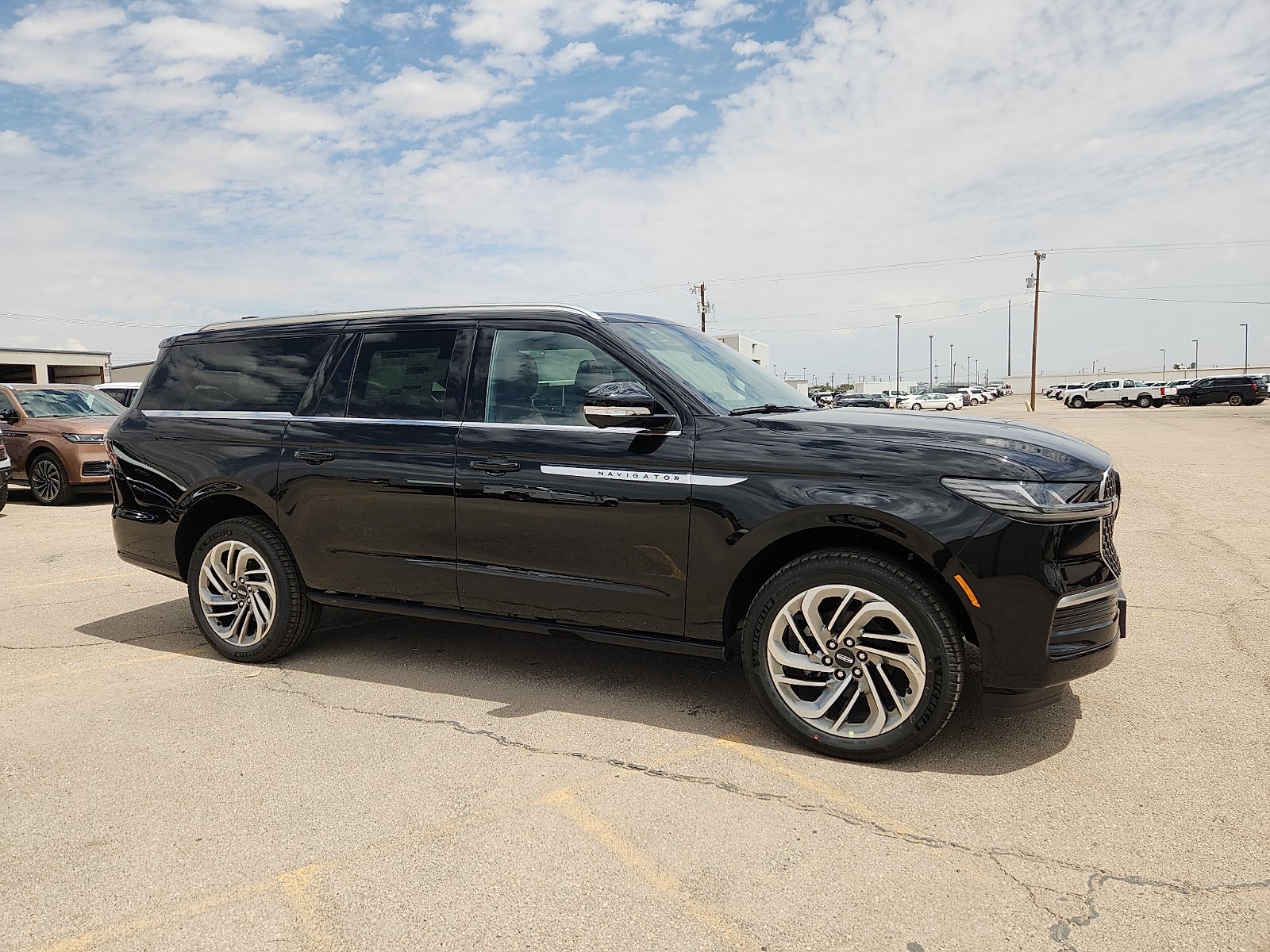 2026 Lincoln Navigator L Reserve