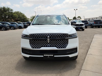 2027 Lincoln Navigator L Reserve